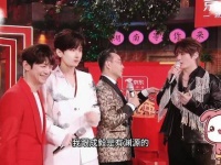 每当'李莲花战歌'响起，我就开始说唱起'山外'，真的是边唱边蹲啊