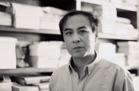 吕新：让语言依据内容的形迹自然地流动