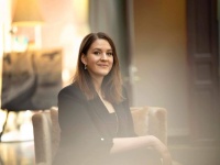 莱布雷希特专栏：莉丝·戴维森打个喷嚏，歌剧界就会停摆