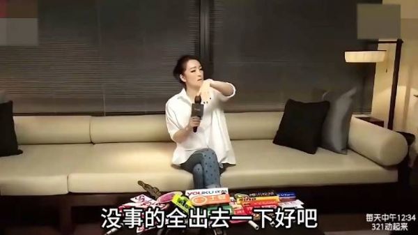 巩俐，戛纳为她清场3分钟，拒绝为TD导演颁奖，狂扇章子怡巴掌