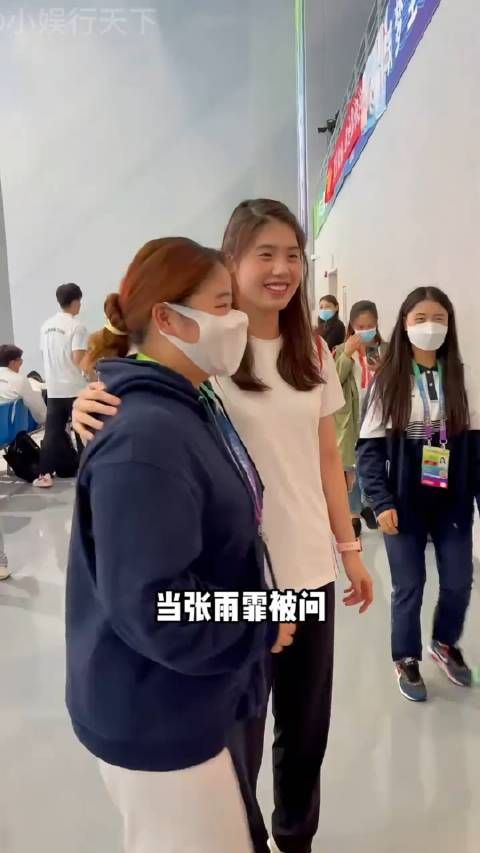 当记者问张雨霏:想不想和郭晶晶一样嫁到香港?