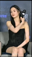 三次荣膺世界最美面孔称号，你心动了吗？