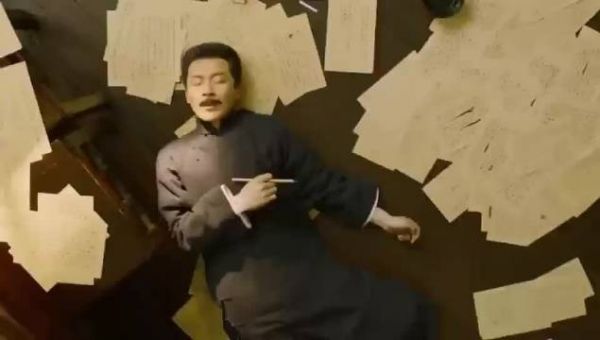 鲁迅为何没骂过蒋介石,被国民党通缉却没被抓,去世后蒋介石送钱