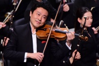 小提琴演奏家吕思清接受《环球时报》专访：音乐是连接人类情感最好的方式