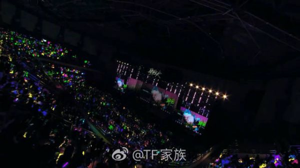 TF家族四代见面会《肆意生长》舞台篇（DAY2）《Therefore I Am》