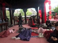 “短剧之都”花落西安背后：多地想成为短剧新王丨大鱼财经