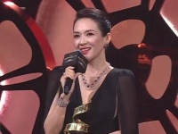 章子怡哽咽感谢张艺谋：我最初的引导者，感谢您发现了我