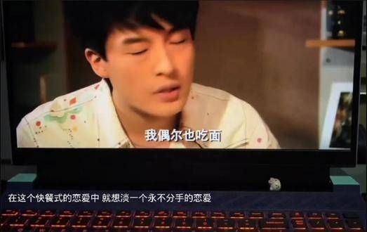 自从得知他的过去,我总是忍不住流泪