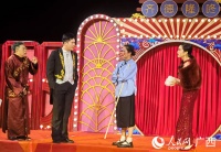 南宁：沉浸式带餐喜剧上演 助力文商旅融合发展