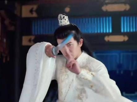 舞步轻移,触动了谁的心弦~~? 流水迢迢