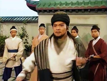 出场自带光环,这版《天龙八部》应该是80后心中最经典的记忆
