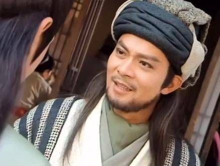 三版乔峰轻功对阵段誉凌波微步,你更青睐哪一种?