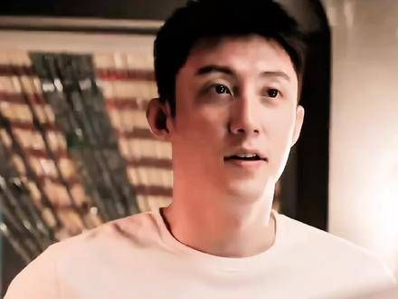 “爸爸,你放心吧,我过得很好” “叔叔您不用担心,他一切安好”