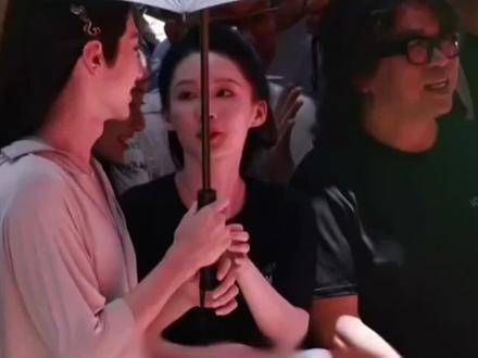 真的感动得流泪了,亲友们,谁能理解这份心情呢?