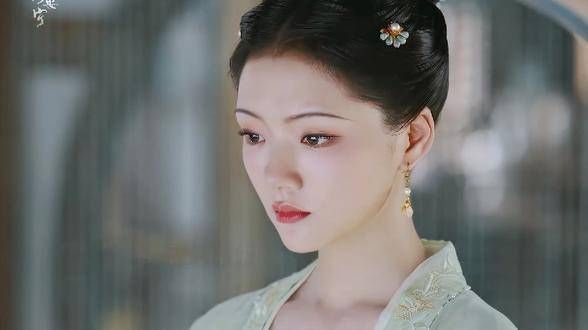 任由世间喧闹,只要有你相伴