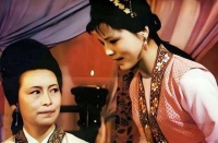 红楼梦：袭人为何建议宝玉搬出大观园？并非专门针对林黛玉