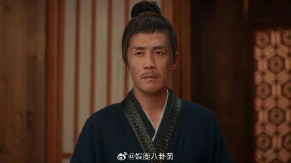 胡商一个动作 守门官察觉身份不一般,将计就计答应走私