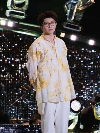 可时光却不听话,总催着人长大