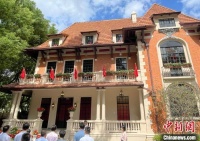 国歌灌制地上海百代小楼推出《礼赞》特展