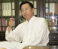 郭沫若赞鲁迅字：质朴而不拘挛，洒脱而有法度，田蕴章：不是书法