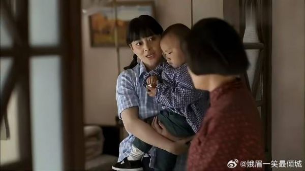 德花都是保姆身份,还端出大娘子那套,可真秀啊