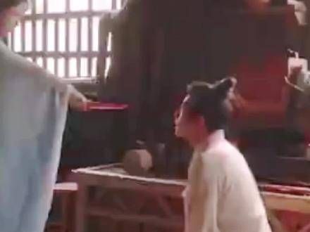 每场争执和解之后,我们深情拥抱,陷入