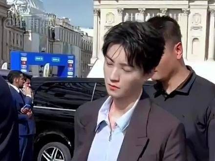 《749局》主演中出场费最高的既不是王俊凯也不是辛柏青,而是因跑男大火的他