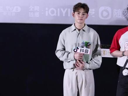 好和谐欢乐的剧组!