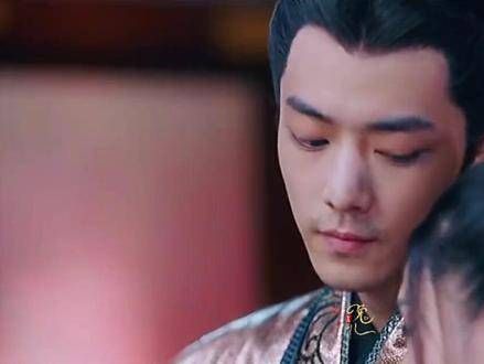 遇上川王何尝不是摘星的一种幸运,今生有幸相遇,只是情深缘浅