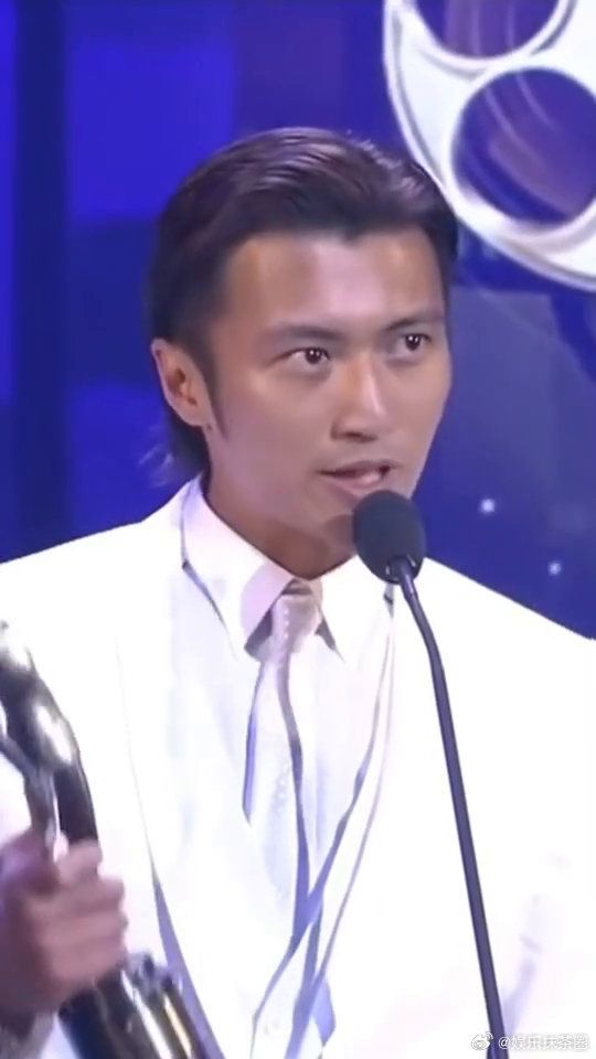 有一种感动叫泪流满面,张柏芝 成泪人,如今他们有了各自的生活…
