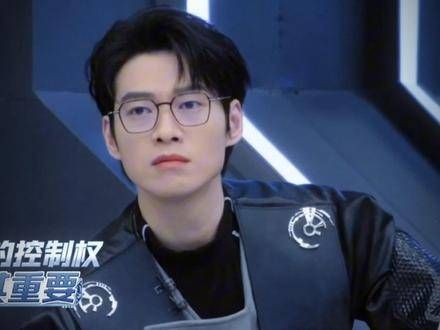 “副本即将瓦解,请各位前往下一个世界” 若下个世界没有你,不去也无妨