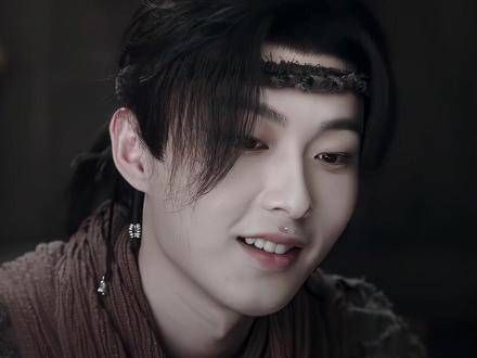 “银雨楼少主 __读书人” 在外是小狼狗,在家却变成小奶狗