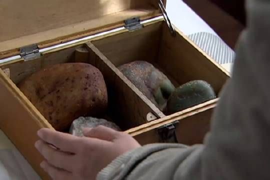 妻子偷卖丈夫的破石头,居然价值连城