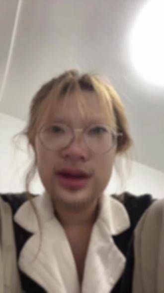 程苗苗:“我们俩形影不离,我到哪儿他就到哪儿,他已经全都安排好了”