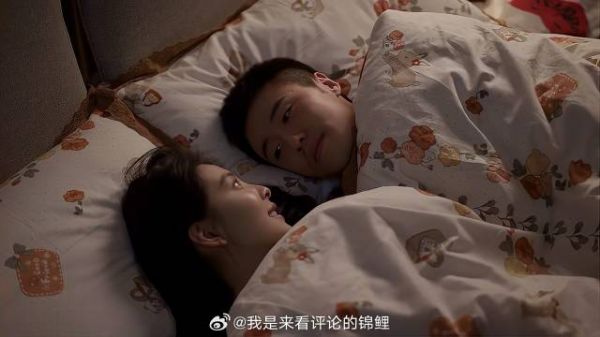 小情侣重归于好 有矛盾在所难免，及时沟通才能解决