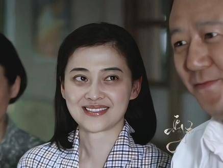 夫妻之间彼此尊重,江德福尊重安家的每一位成员,同样地…