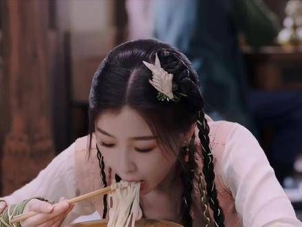 一次能吃下十碗鸡蛋面的越祈宝宝?