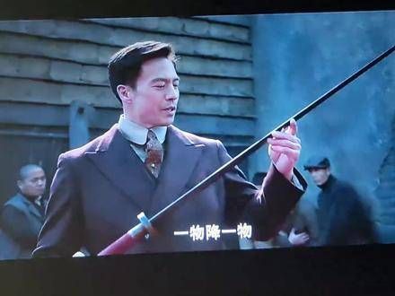 向佐的演技确实不错,他非常用心地为我们带来欢乐!