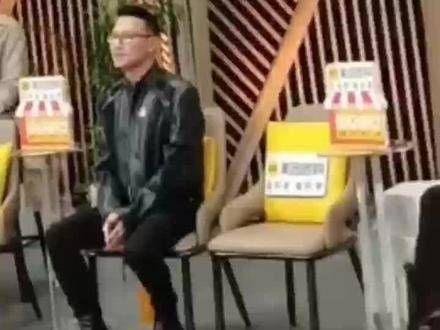汪峰回应那英获得“歌王”:她夺得“歌王”与是否演唱我的歌曲并无必然关联