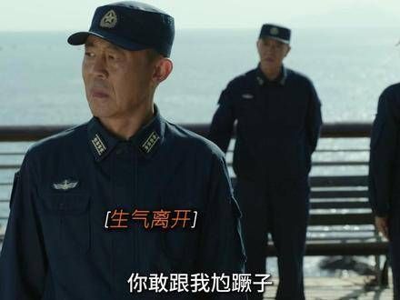 严格中蕴含温情,犹豫背后是对下属的关怀 侯勇 李幼斌 侯勇