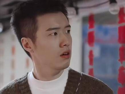 那隽确实是真心喜欢李晓悦吧,两人分手后…