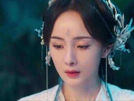 人生仅有一次,不必在意他人的指指点点,钥匙握在自己手中…