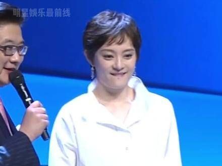 与 孙俪 在白玉兰奖上的视后争夺,不仅是观众热议的焦点…