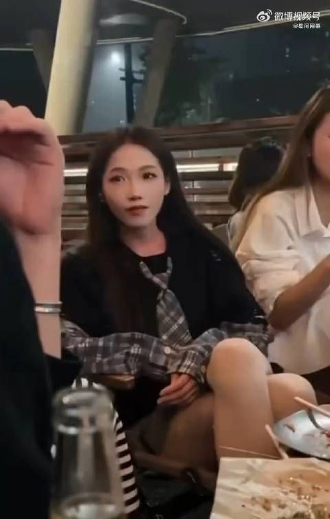 我永远屈服于格局比我大 能力比我强 眼光比我长远 能教我人情世故