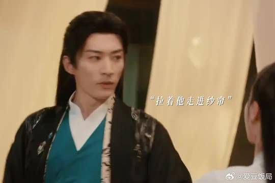 她为了找回记忆想要再吃一次致幻药…