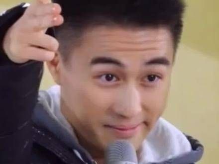 原来这是点燃天灯,而非鸡鸣狗盗……