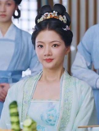 慎远终于被列入族谱,也成为了一个有母亲疼爱的人了