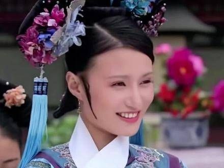 四大爷离去后,这两位妃子愈发显得娇嫩了