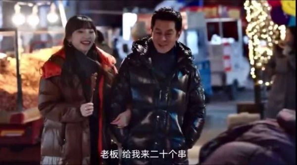 重逢的街头，心跳比记忆更早认出你