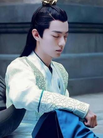 小言公子,清雅俊朗,智慧超群
